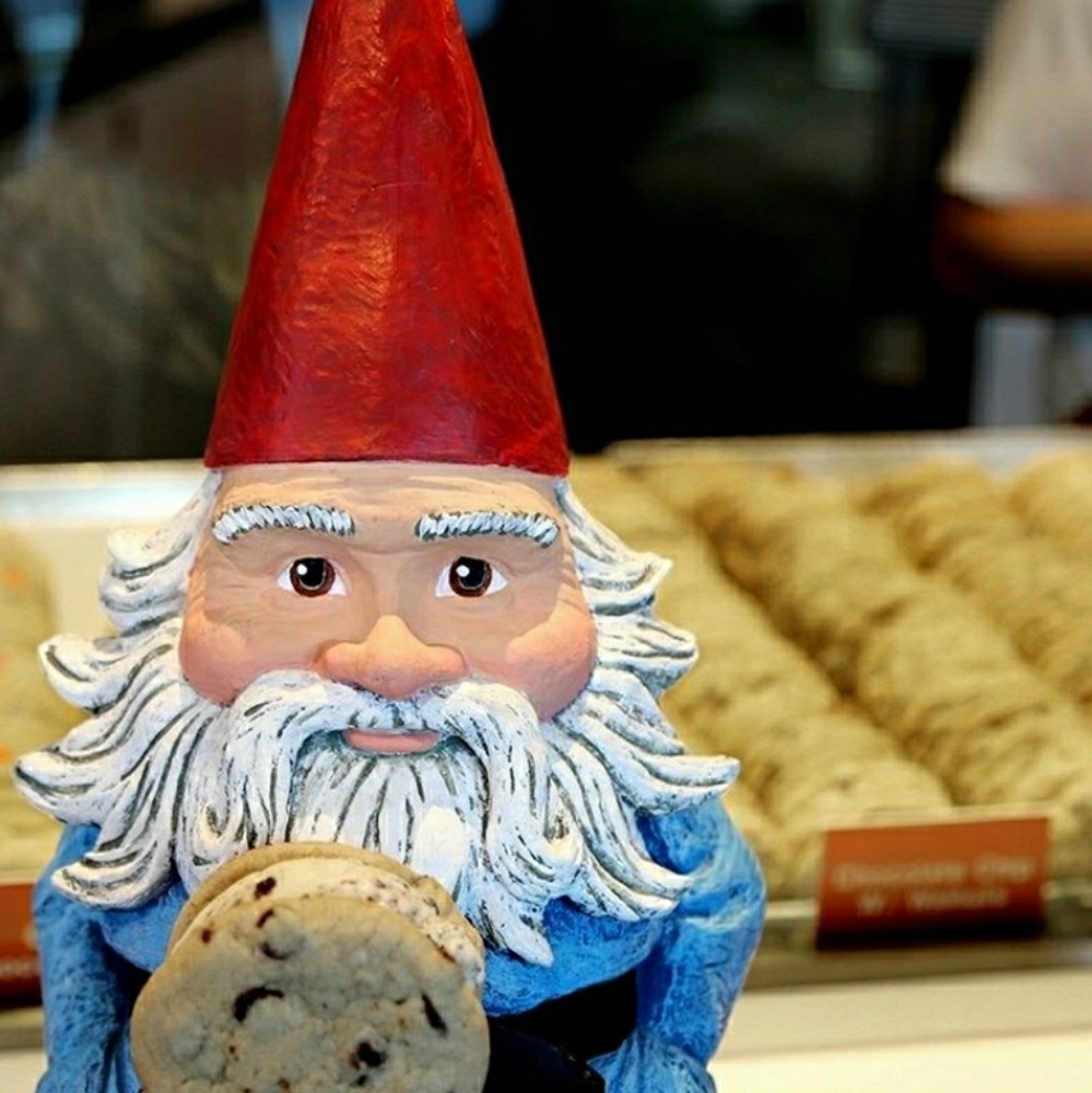 Meet your Posher, Sequoia